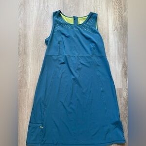 Title Nine Shelter Smelter dress, size 10, UV Protection